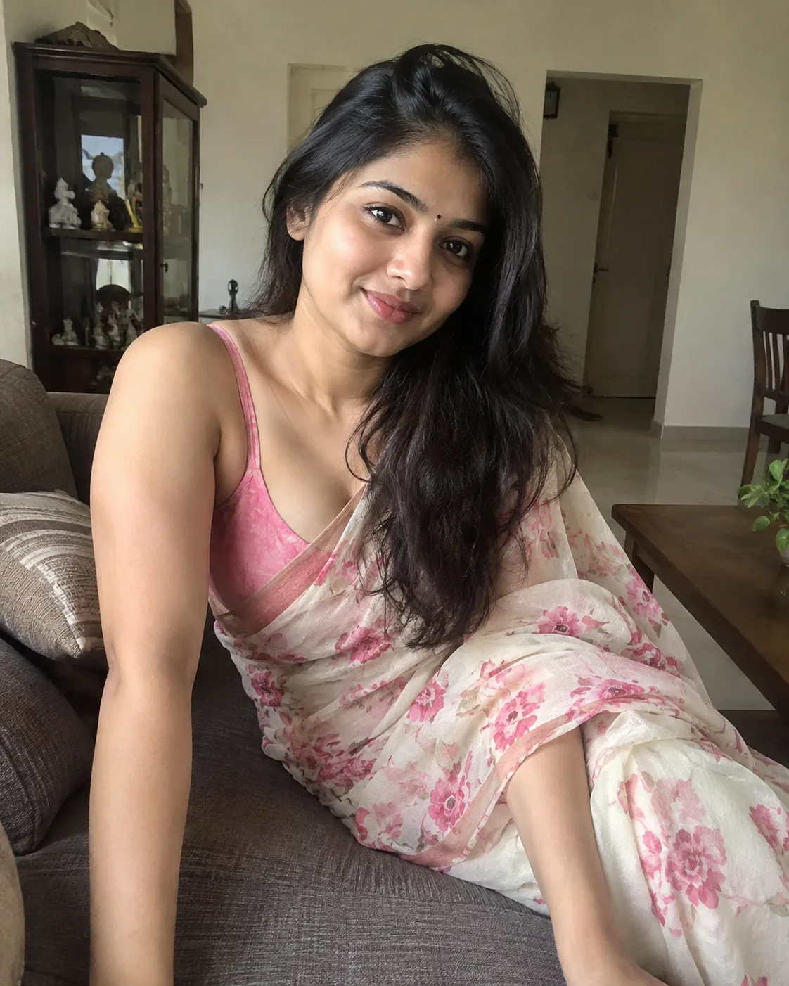 Source photo for Saree Office LinkedIn Photo Prompt for Gemini (Women)